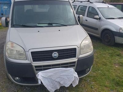 Gebraucht Fiat Doblò 2006 Silber Van / Kleinbus