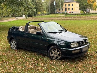 Gebraucht VW Golf Cabriolet Classicline 90 PS (66 kW) 1997 Grün Cabrio