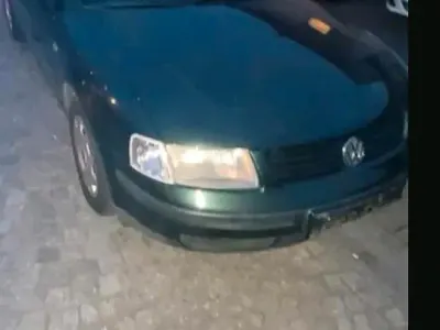 Gebraucht VW Passat 101 PS (74 kW) 1998 Grün Kombi