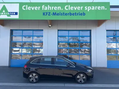 Gebraucht Mercedes B180 Progressive 116 PS (85 kW) 2020 Schwarz Van / Kleinbus