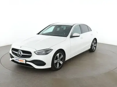 Gebraucht Mercedes C180 Avantgarde 190 PS (139 kW) 2022 Weiß Limousine