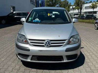 Gebraucht VW Golf IV 116 PS (85 kW) 2005 Silber Kleinwagen