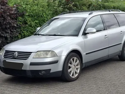 Gebraucht VW Passat 105 PS (77 kW) 2005 Limousine