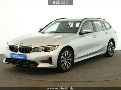 Gebraucht BMW 320 Sport Line 190 PS (139 kW) 2020 Glaciersilber metallic Kombi