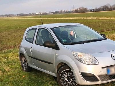 Second-hand Renault Twingo 58 CP (42 kW) 2008 Argintiu Hatchback