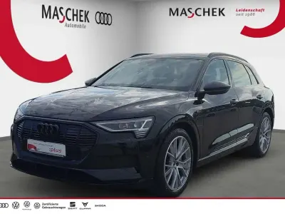Gebraucht Audi e-tron Advanced Plus 300 kW (408 PS) 2023 Brillantschwarz SUV