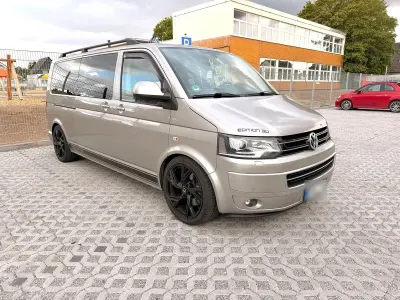 Gebraucht VW Multivan Life 179 PS (131 kW) 2013 Grau Van / Kleinbus