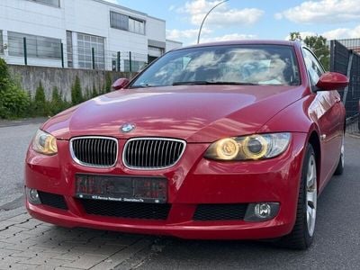 Gebraucht BMW 325 Comfort Edition 218 PS (160 kW) 2008 Rot Coupé