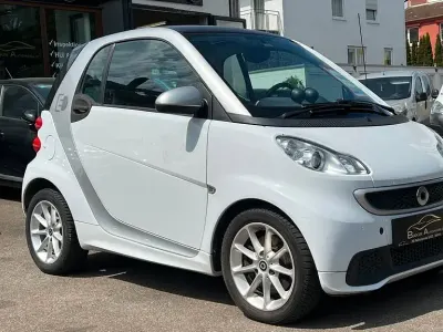 Gebraucht Smart ForTwo Coupé 55 kW (75 PS) 2015 Weiß Coupé