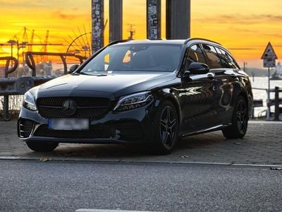 Schwarz Gebraucht 2021 Mercedes C220 AMG line Kombi | 30.490 € (Fairer Preis)