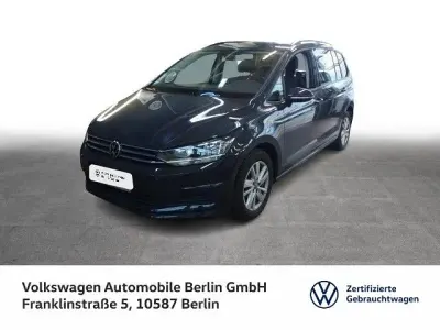 Gebraucht VW Touran Comfortline 150 PS (110 kW) 2021 Grau Van / Kleinbus