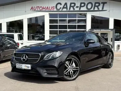 Gebraucht Mercedes 300 AMG 245 PS (180 kW) 2019 Schwarz Coupé