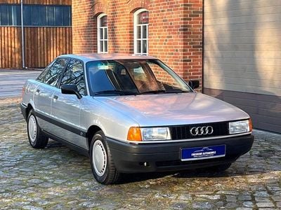 Silber Gebraucht 1990 Audi 80 Comfort Limousine | 5.900 €