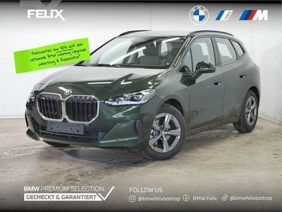 Gebraucht BMW 220 170 PS (125 kW) 2025 Sanremo green metallic Kombi