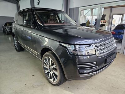 Grau Gebraucht 2016 Land Rover Range Rover Autobiography SUV | 31.900 € (Fairer Preis)