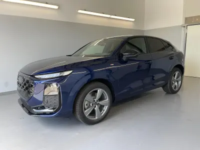 Gebraucht Audi Q3 Sportback S-Line 204 PS (150 kW) 2026 [2d2d] navarrablau metallic SUV