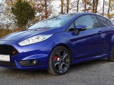 Blau Gebraucht 2017 Ford Fiesta Performance Edition Kleinwagen | 13.400 € (Fairer Preis)
