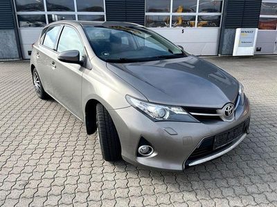 Gebraucht Toyota Auris Edition 90 PS (66 kW) 2013 Grau Limousine