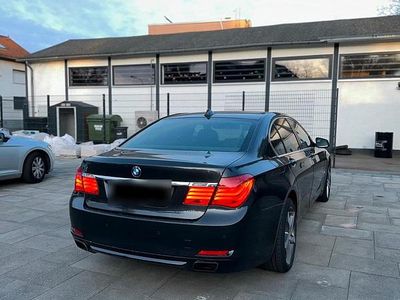 Usata BMW 750 408 CV (300 kW) 2009 Nero Berlina