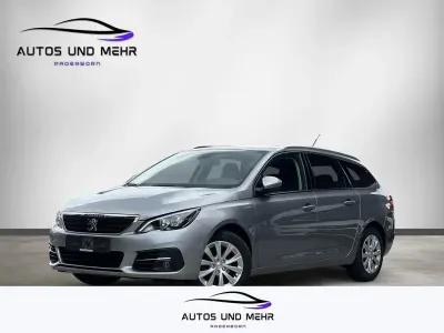 Gebraucht Peugeot 308 SW Style 131 PS (96 kW) 2020 Grau Kombi