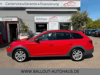 Usata Seat Leon X-Perience 125 CV (91 kW) 2015 Rosso Station wagon