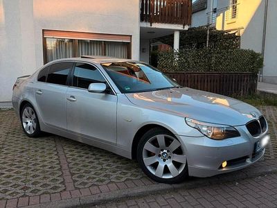 Usata BMW 523 2004 Argento Berlina