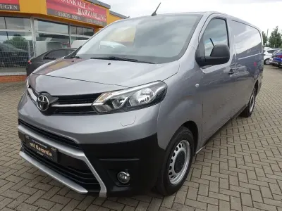Gebraucht Toyota Proace 144 PS (105 kW) 2022 Grau Van / Kleinbus