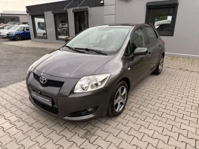 Gebraucht Toyota Auris Sol 124 PS (91 kW) 2008 Grau Kleinwagen