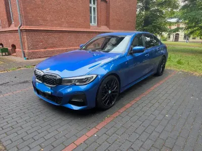 Gebraucht BMW 330 M Sport 258 PS (189 kW) 2018 Blau Limousine