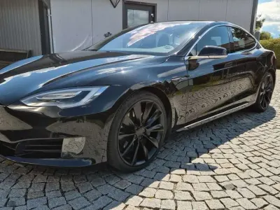 Used Tesla Model S 386 kW (525 HP) 2017 Black Hatchback