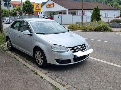 Gebraucht VW Jetta Comfortline 160 PS (117 kW) 2009 Silber Limousine