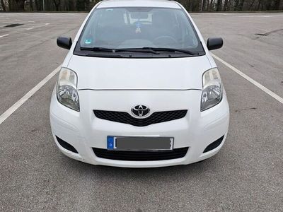 gebraucht Toyota Yaris 1,0-l-VVT-i - | Servo | 5 Türer