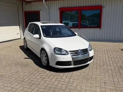 Gebraucht VW Golf VI R 250 PS (183 kW) 2008 Weiß Kleinwagen