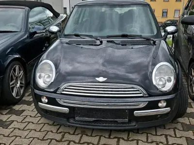 Gebraucht Mini ONE 90 PS (66 kW) 2004 Schwarz Kleinwagen