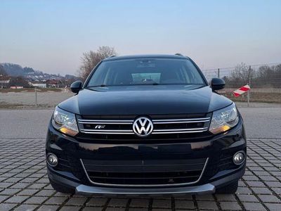 Gebraucht VW Tiguan Sportline 122 PS (89 kW) 2012 Schwarz SUV
