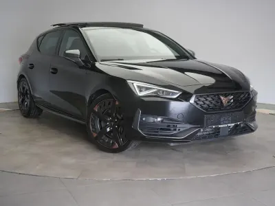 Gebraucht Cupra Leon VZ 300 PS (220 kW) 2024 Midnight black Limousine