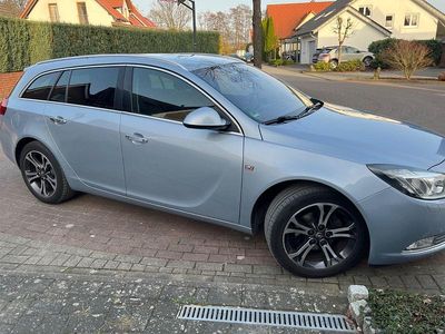 Gebraucht Opel Insignia Edition 131 PS (96 kW) 2013 Blau Kombi