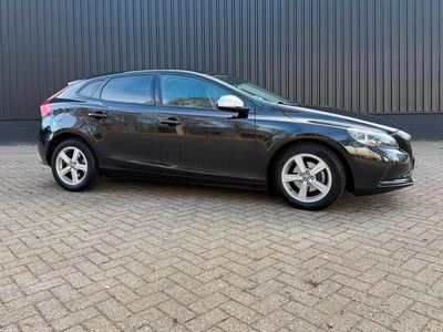 Gebraucht Volvo V40 114 PS (83 kW) 2013 Schwarz Kombi