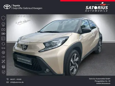 Gebraucht Toyota Aygo X Pulse 72 PS (52 kW) 2022 Beige SUV