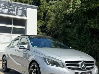 Gebraucht Mercedes A180 AMG 122 PS (89 kW) 2013 Polarsilber  metalliclack Kleinwagen