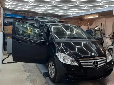 Gebraucht Mercedes A180 115 PS (84 kW) 2010 Schwarz Kombi