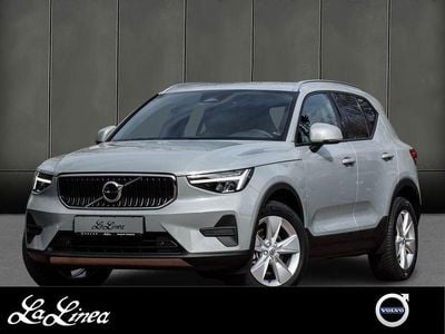 Gebraucht Volvo XC40 Core 163 PS (119 kW) 2023 Grau SUV