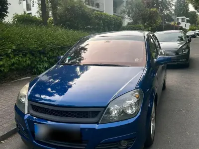 Brugt Opel Astra Edition 125 HK (91 kW) 2005 Blå Hatchback