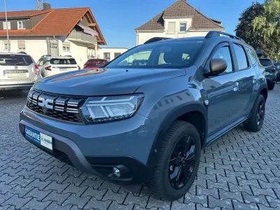Gebraucht Dacia Duster Extreme 114 PS (83 kW) 2024 Grau SUV