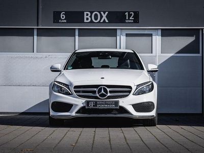 Polarweiss Gebraucht 2016 Mercedes C250 AMG line Limousine | 26.999 € (Teuer)