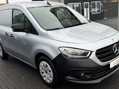 Silber Gebraucht 2022 Mercedes Citan 112 Van / Kleinbus | 13.800 € (Teuer)