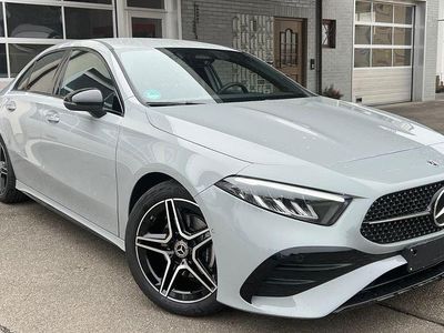 Nouă Mercedes A200 Style 163 CP (119 kW) 2025 Gri Berlinǎ