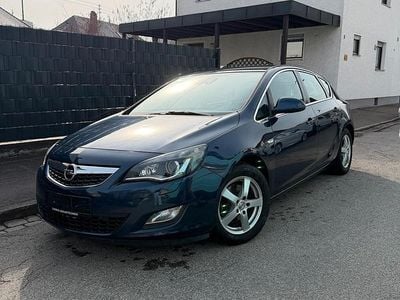Gebraucht Opel Astra 179 PS (131 kW) 2010 Blau Kombi