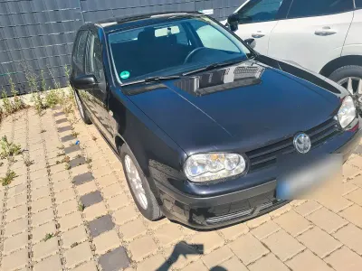 Gebraucht VW Golf IV 75 PS (55 kW) 2001 Schwarz Kleinwagen