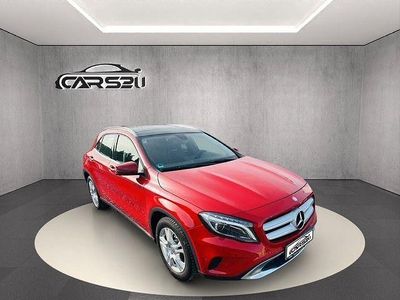Gebraucht Mercedes GLA220 Urban 170 PS (125 kW) 2015 Rot SUV